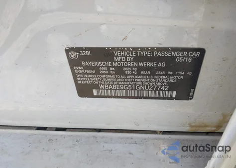 2016 BMW 328I z USA, uszkodzony, nr VIN WBA8E9G51GNU27742